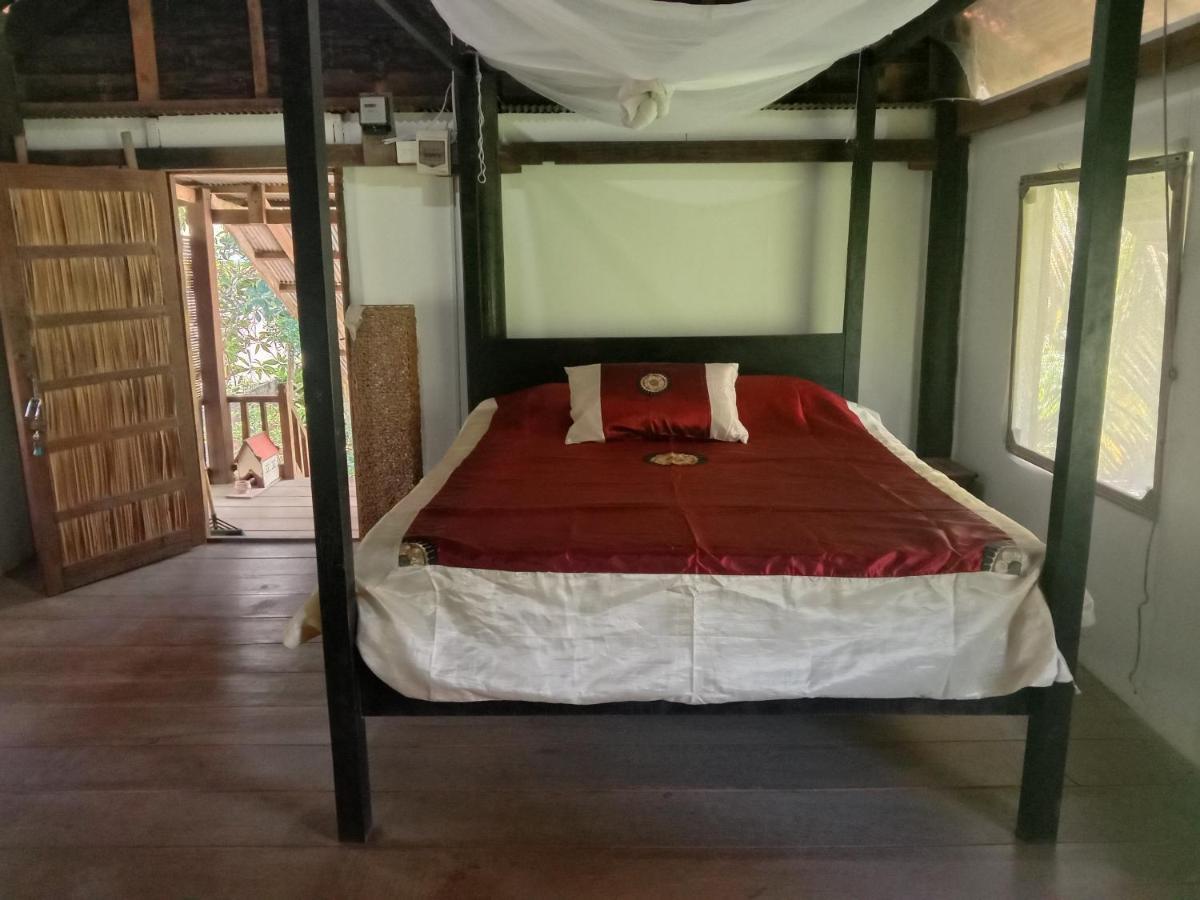 O'Hamok Family Homestay Баттамбанг Екстер'єр фото