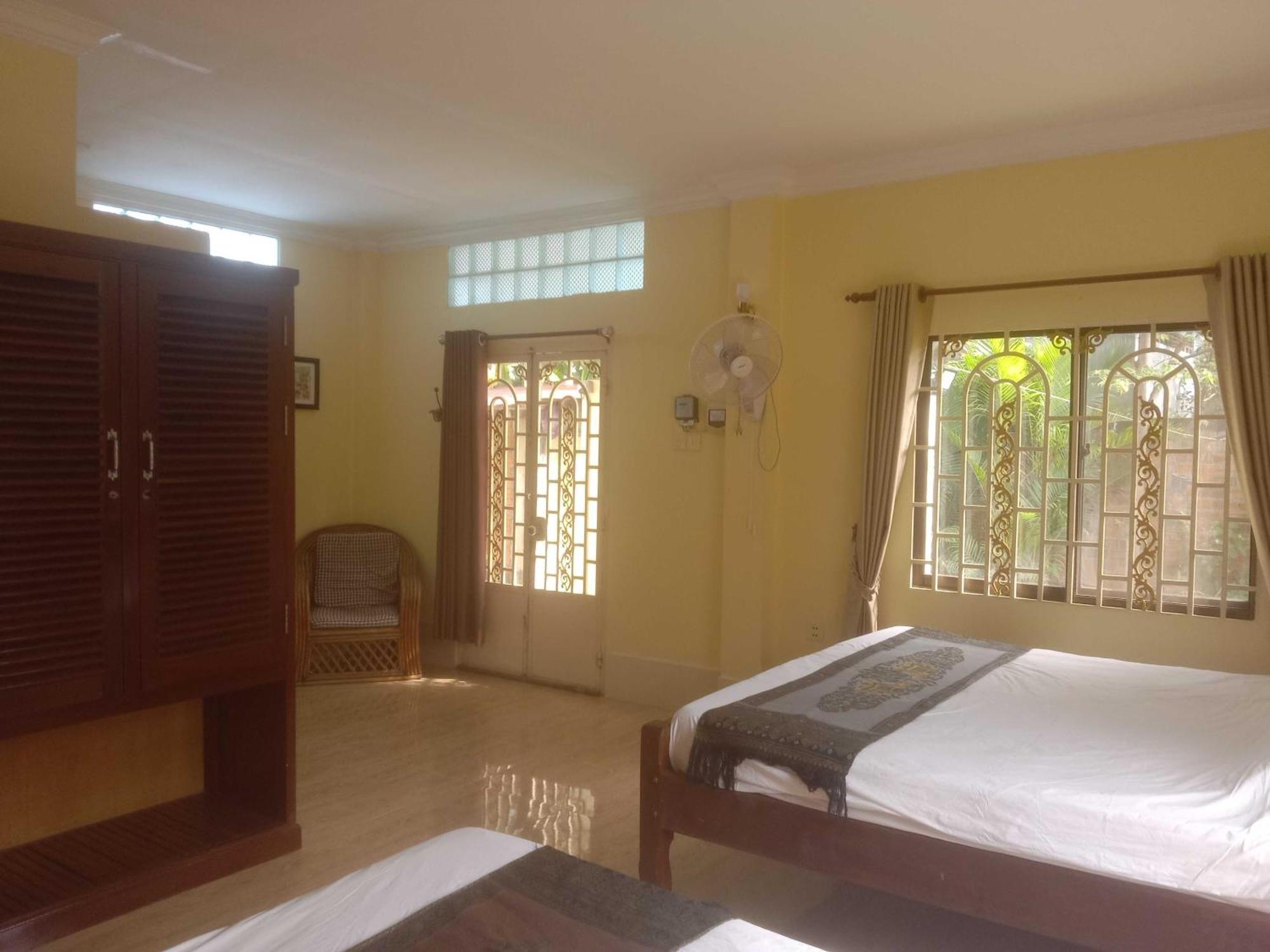 O'Hamok Family Homestay Баттамбанг Екстер'єр фото